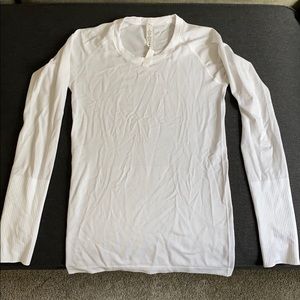 Long sleeve lululemon shirt